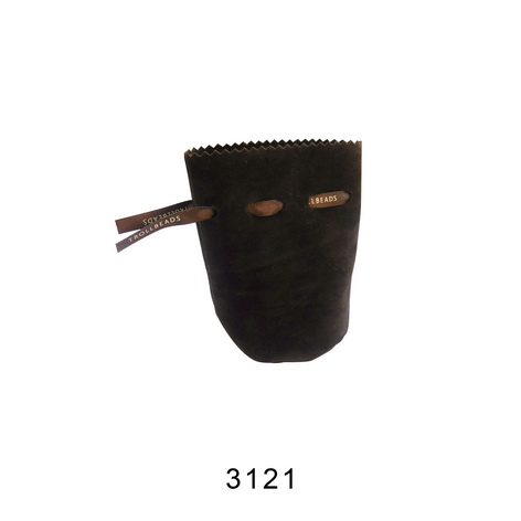 3121